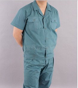 供應(yīng)工裝制服與日常用品 企業(yè)高效運(yùn)營的基石