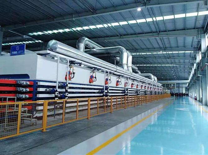 新明珠集團綠色智能工廠 智能化技術引領建陶產業變革